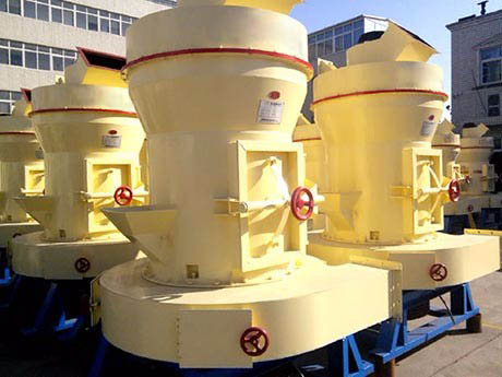膨潤(rùn)土雷蒙磨粉機(jī)價(jià)格受那些因素影響？生產(chǎn)廠家推薦