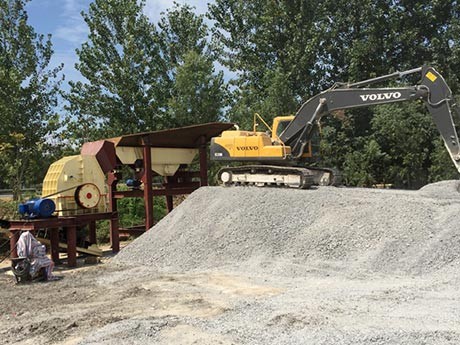 PCZ重型錘式破碎機型號及參數