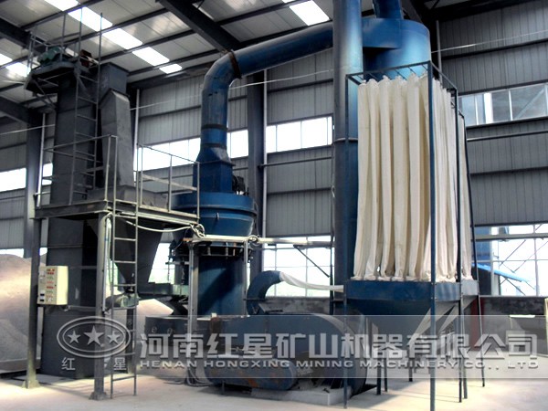 活性炭磨粉現(xiàn)場(chǎng)圖