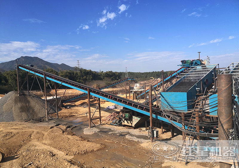 砂石生產(chǎn)線現(xiàn)場(chǎng)