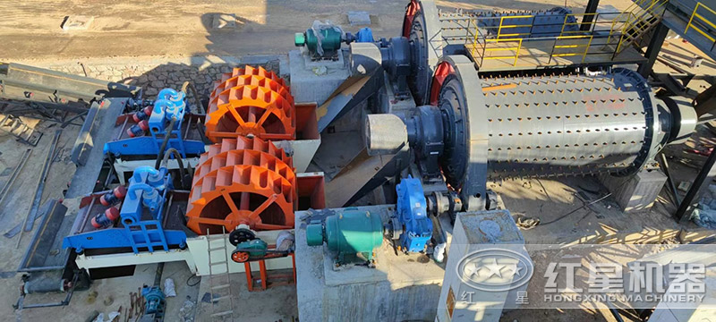 2臺(tái)三輪洗砂機(jī)即可滿足時(shí)產(chǎn)400噸的生產(chǎn) 2臺(tái)三輪洗砂機(jī)即可滿足時(shí)產(chǎn)400噸的生產(chǎn)