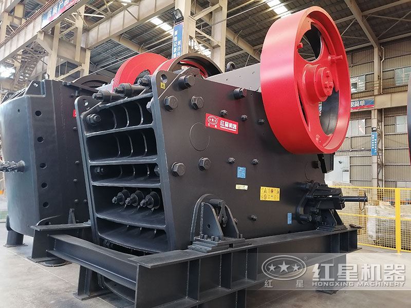 鄂式破碎機 鄂式破碎機