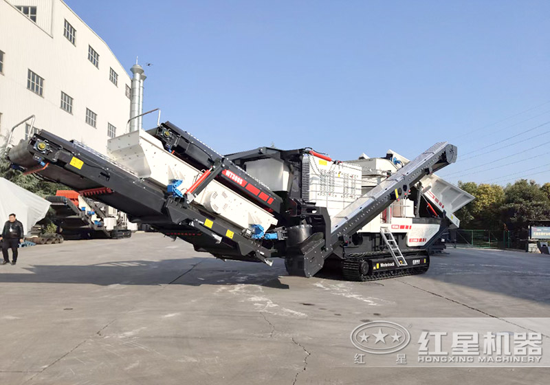 這款是移動制砂機,產量表85-650噸/時 這款是移動制砂機,產量表85-650噸/時