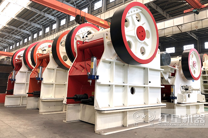 大型顎式破碎機 大型顎式破碎機