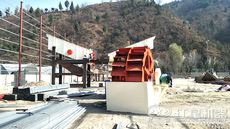 洗砂機(jī)設(shè)備砂石安裝現(xiàn)場