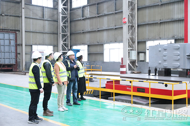 客戶來廠實(shí)地考察設(shè)備 客戶來廠實(shí)地考察設(shè)備