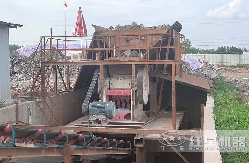 顎式破碎機(jī)是生產(chǎn)線必備設(shè)備 顎式破碎機(jī)是生產(chǎn)線必備設(shè)備