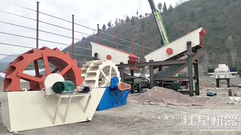 紅星機(jī)器洗泥洗砂設(shè)備客戶安裝現(xiàn)場 紅星機(jī)器洗泥洗砂設(shè)備客戶安裝現(xiàn)場