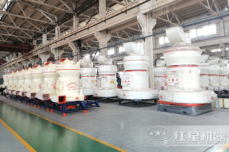 雷蒙磨粉機(jī)車間高清實(shí)拍 雷蒙磨粉機(jī)車間高清實(shí)拍