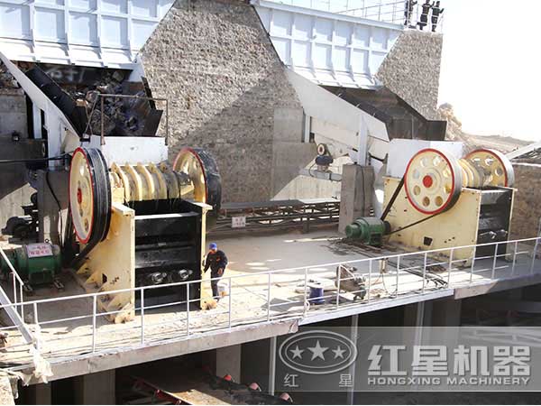 69鄂破機生產現場