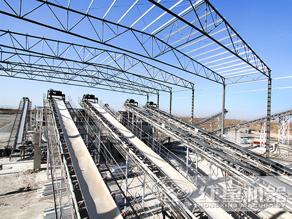 振動輸送機現場