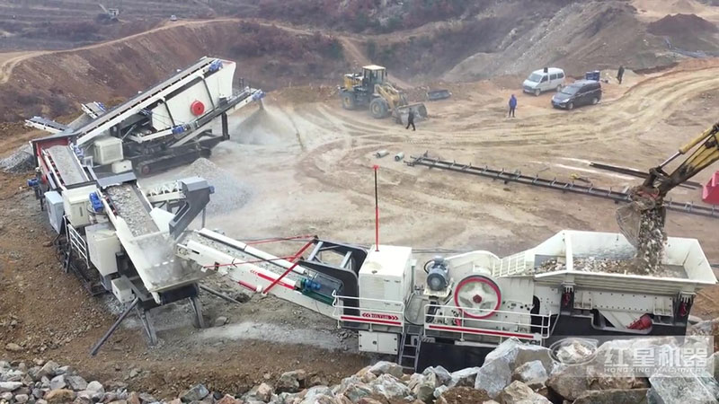 移動組合式粉碎石機工作現場2