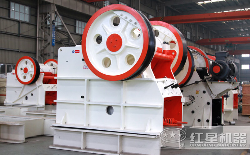 顎式破碎機(jī)