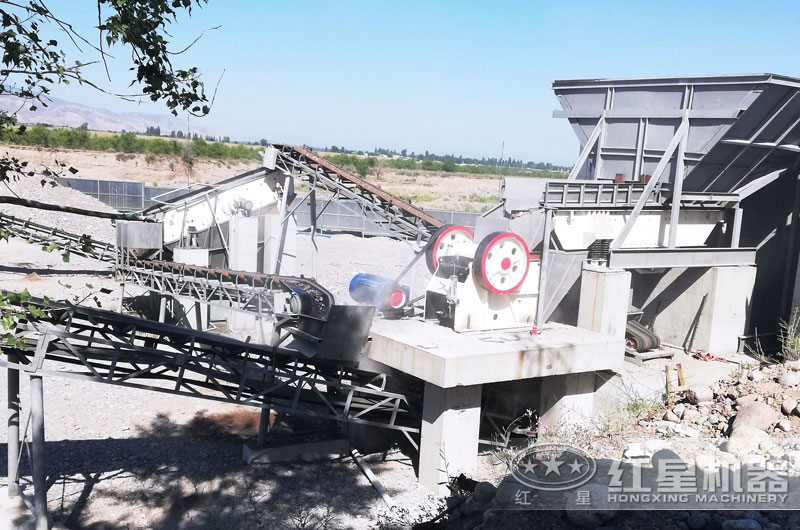 石灰石加工現場