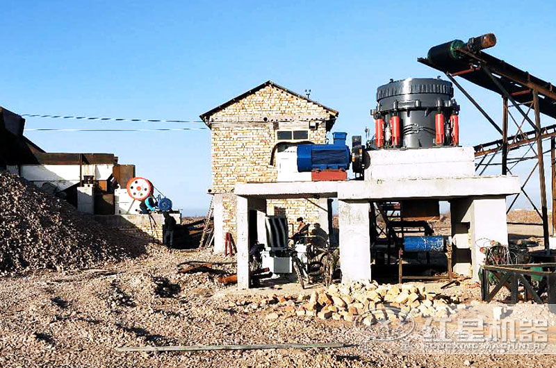 大理石碎石機(jī)破碎現(xiàn)場