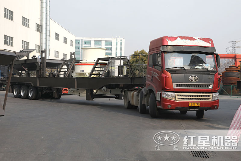 移動制砂機(jī)就是流動磕沙機(jī)