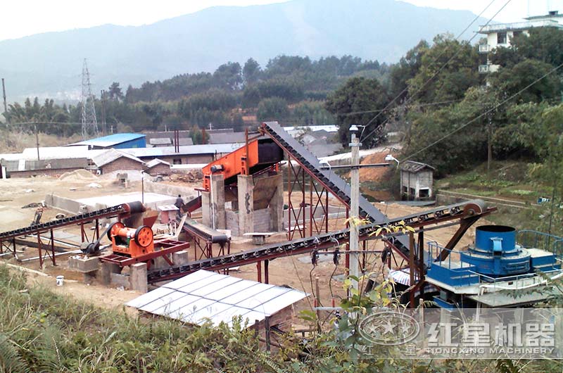 固定式石灰?guī)r作業(yè)生產(chǎn)線(xiàn)實(shí)拍