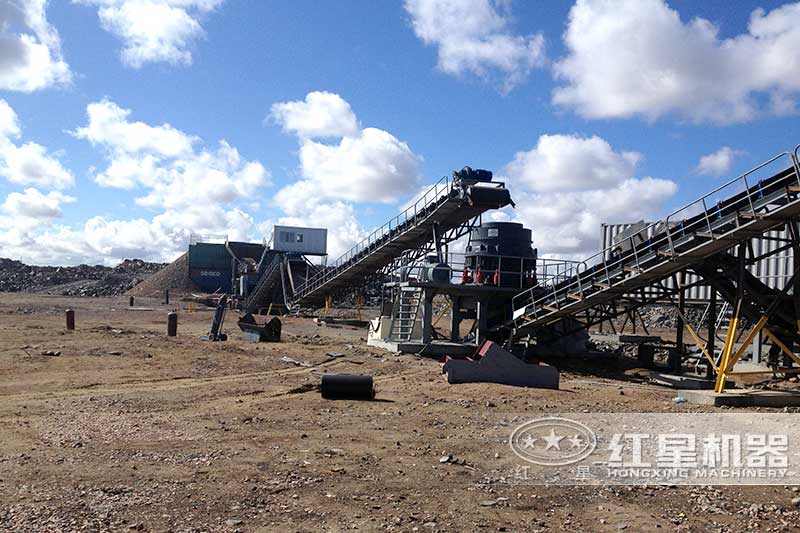 復(fù)雜工藝制砂生產(chǎn)線現(xiàn)場破碎段