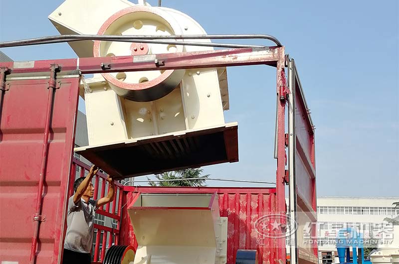 小型石頭破碎機發貨