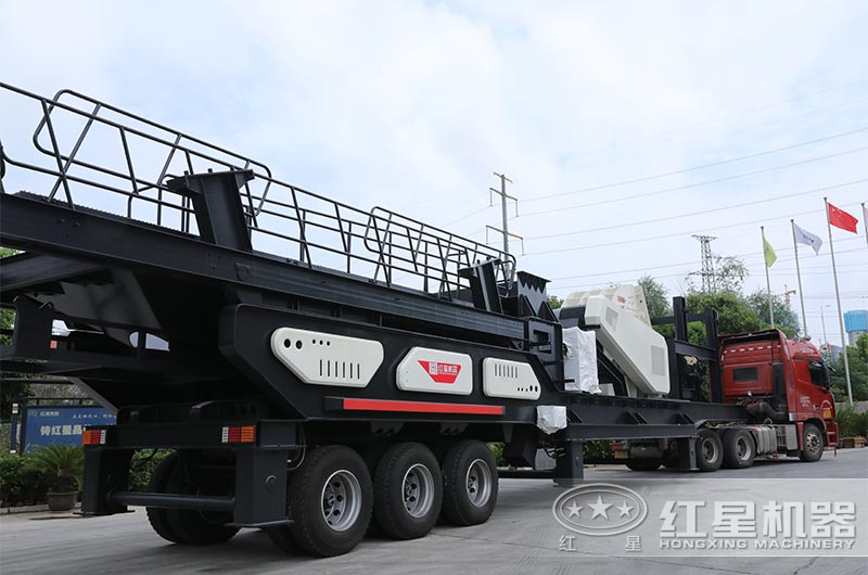 【真實反饋】移動破碎機生產(chǎn)線開工一個月，優(yōu)點槽點大盤點