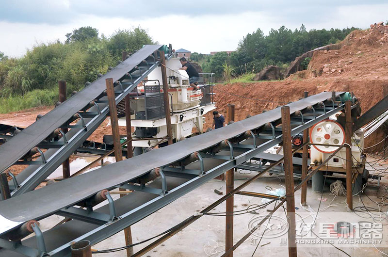 砂石加工廠每小時300方用什么制砂機？