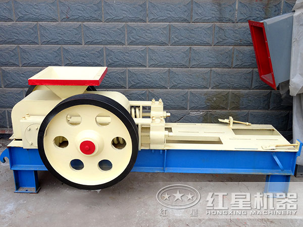 對輥破碎機(jī)廠家